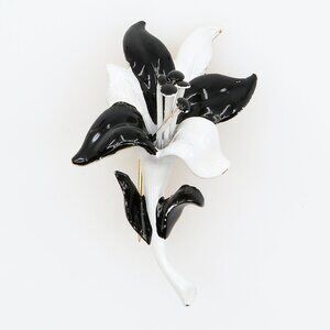 Vintage HAR (Hargo Creations) Black and White Enamel Lily Flower Brooch 1960s